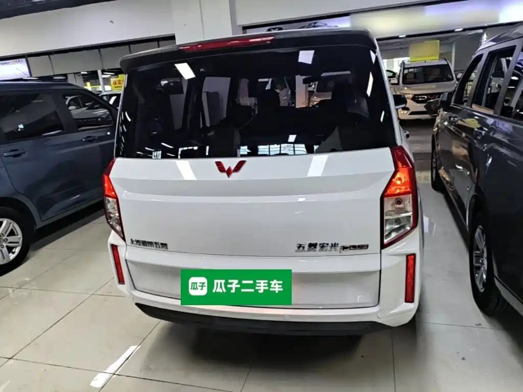 Wuling Hongguang PLUS — миниатюра 6