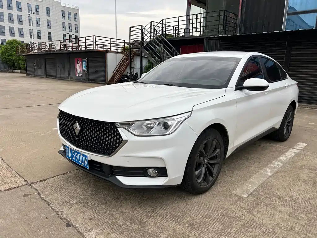 Baojun RC-6