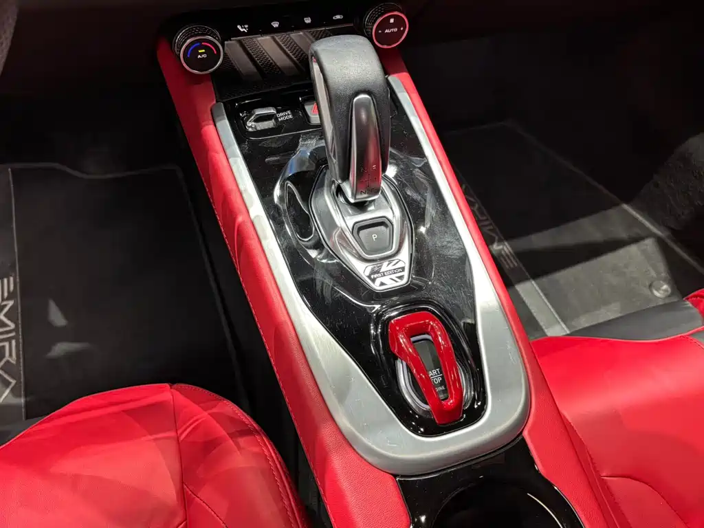 Lotus Emira — миниатюра 10