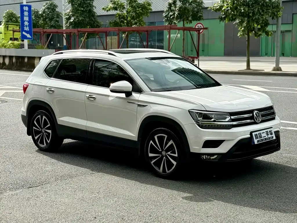 Volkswagen Tharu 2019 280TSI Luxury V