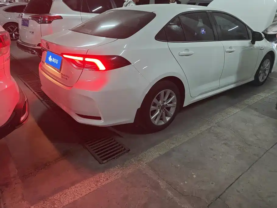 Toyota Corolla — миниатюра 3