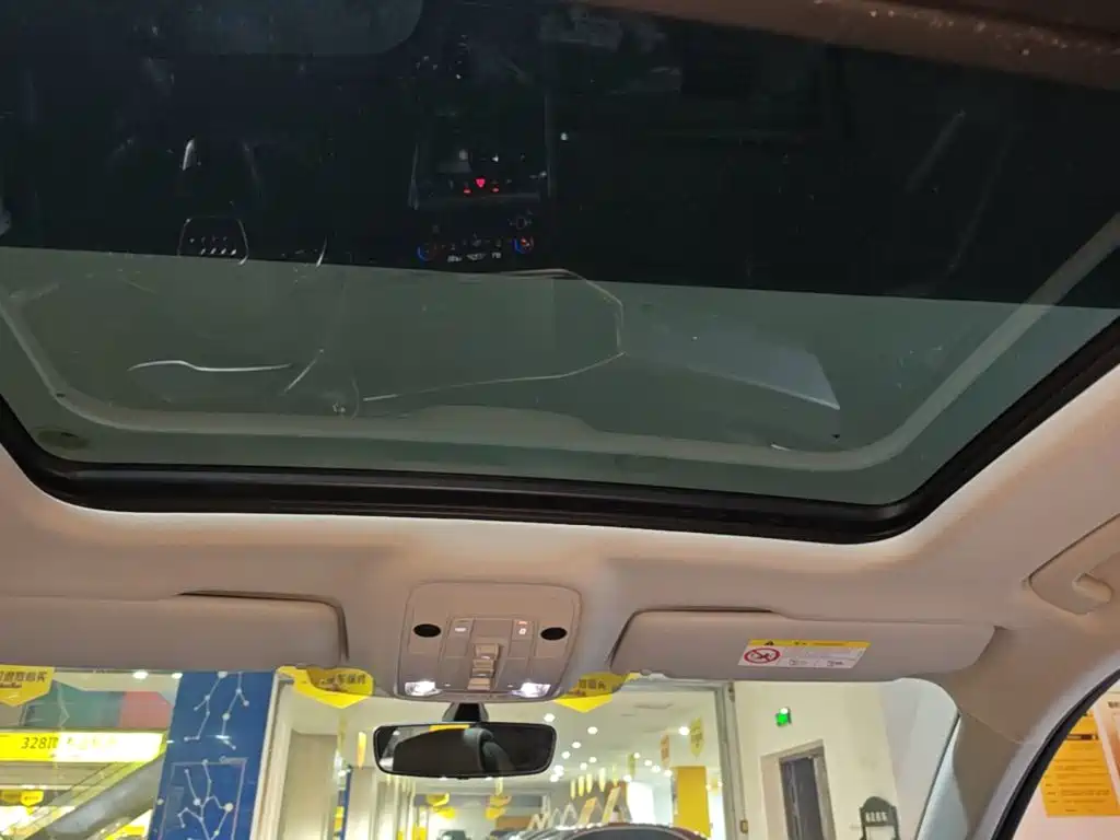 Audi Q3 — миниатюра 18