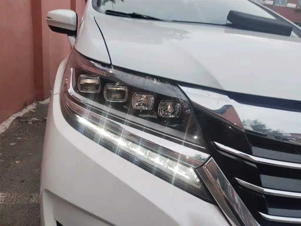 Honda Elysion 2016 2.4L Luxury
