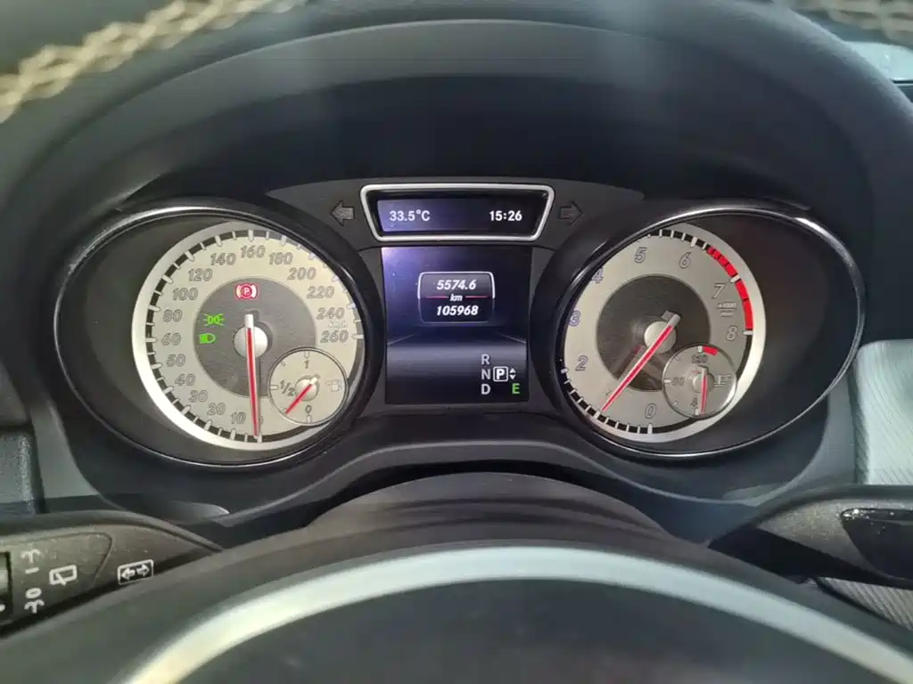 Mercedes-Benz GLA — миниатюра 12
