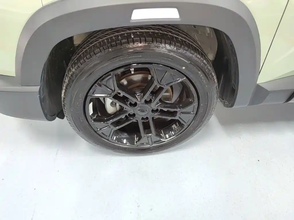Geely Cowboy — миниатюра 23