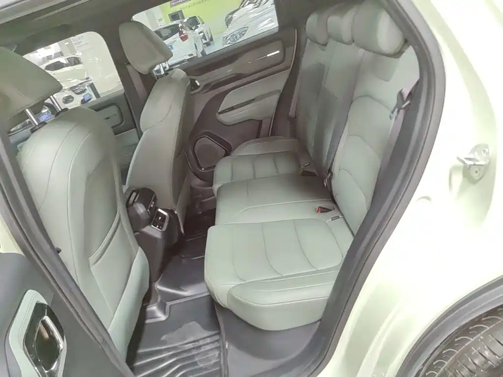 Geely Cowboy — миниатюра 17