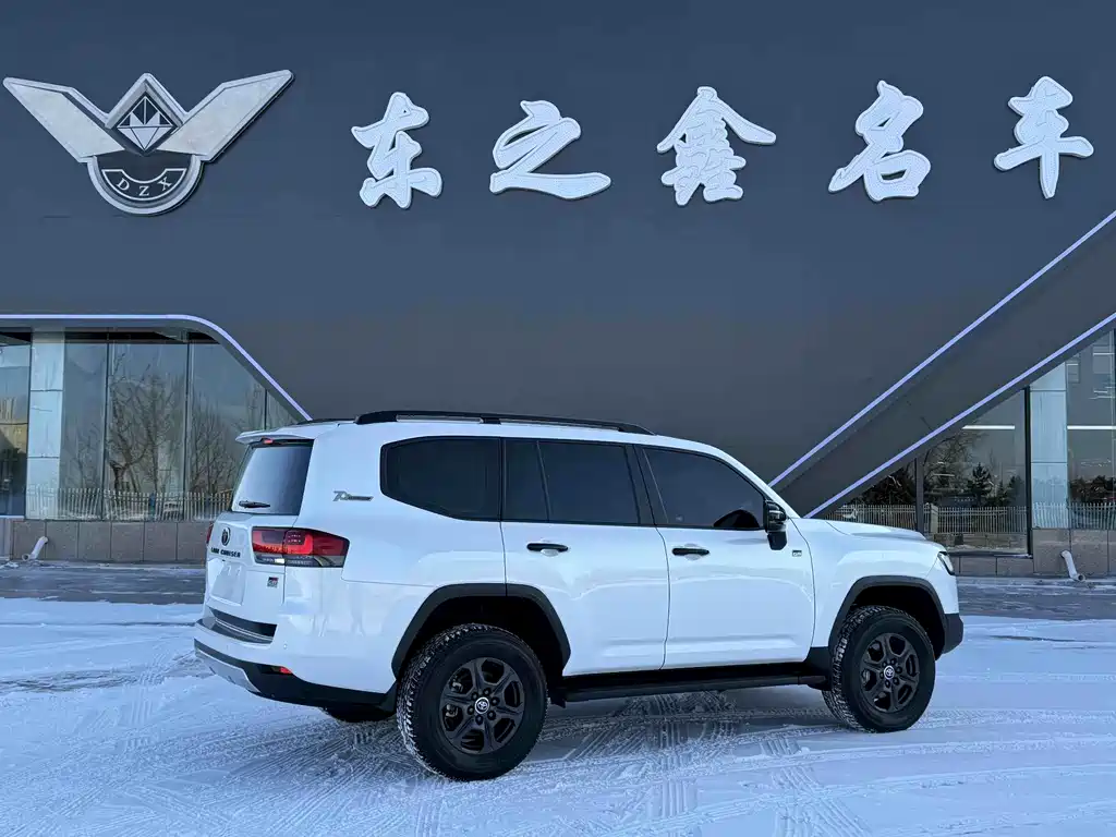 Toyota Land Cruiser 2023 3.3T