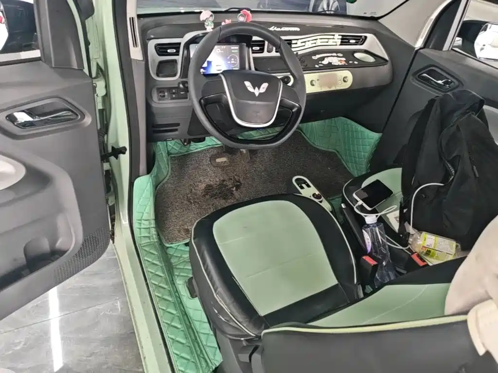 Wuling MINIEV — миниатюра 10