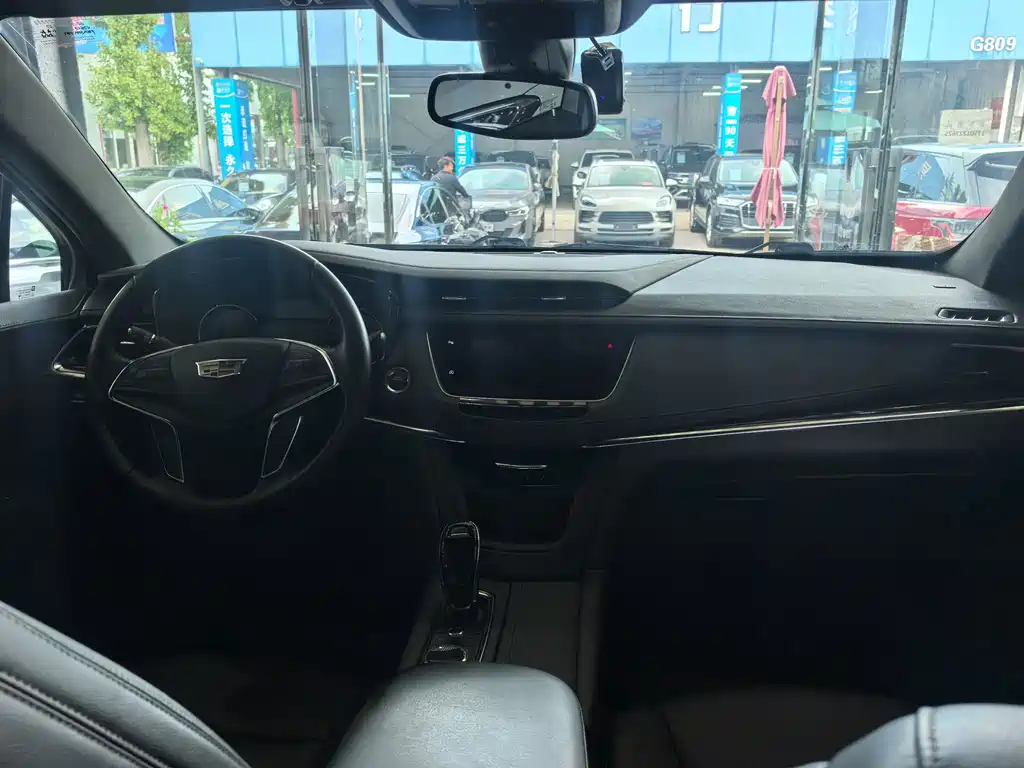 Cadillac XT5 — миниатюра 9
