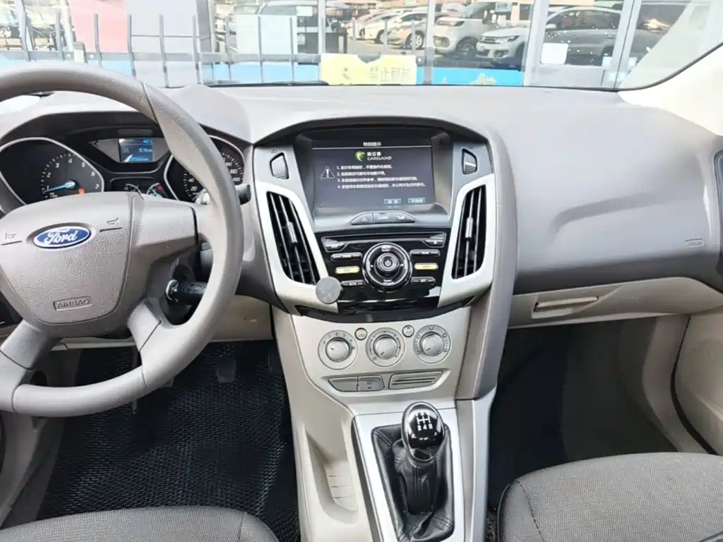 Ford Focus — миниатюра 13