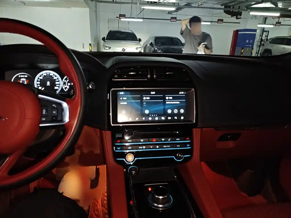Jaguar F-Pace 2018 3.0 SC R-Sport Sport