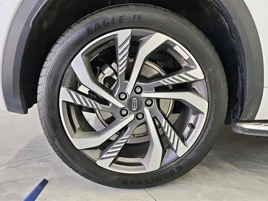 GEELY AUTOMOBILE XINGYUE L