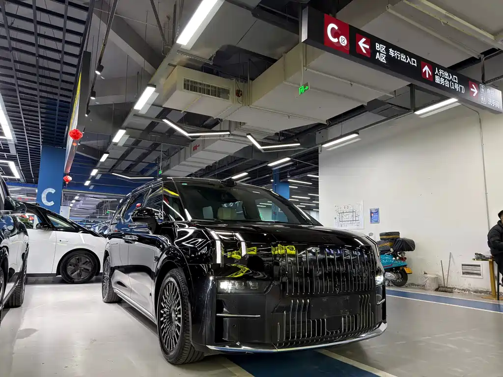 ZEEKR EXTREME KRYPTON 009