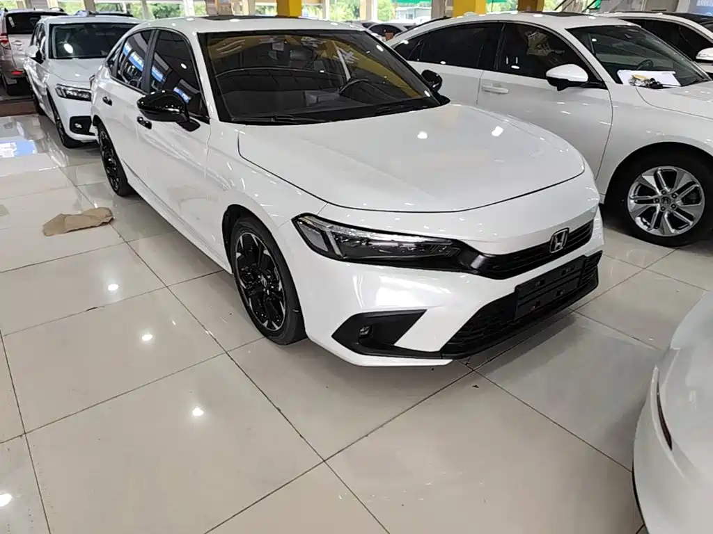 Honda Civic — миниатюра 4