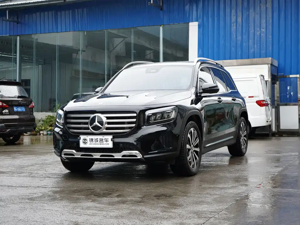 2024 Mercedes-Benz GLB - zdjęcie 1 z 17