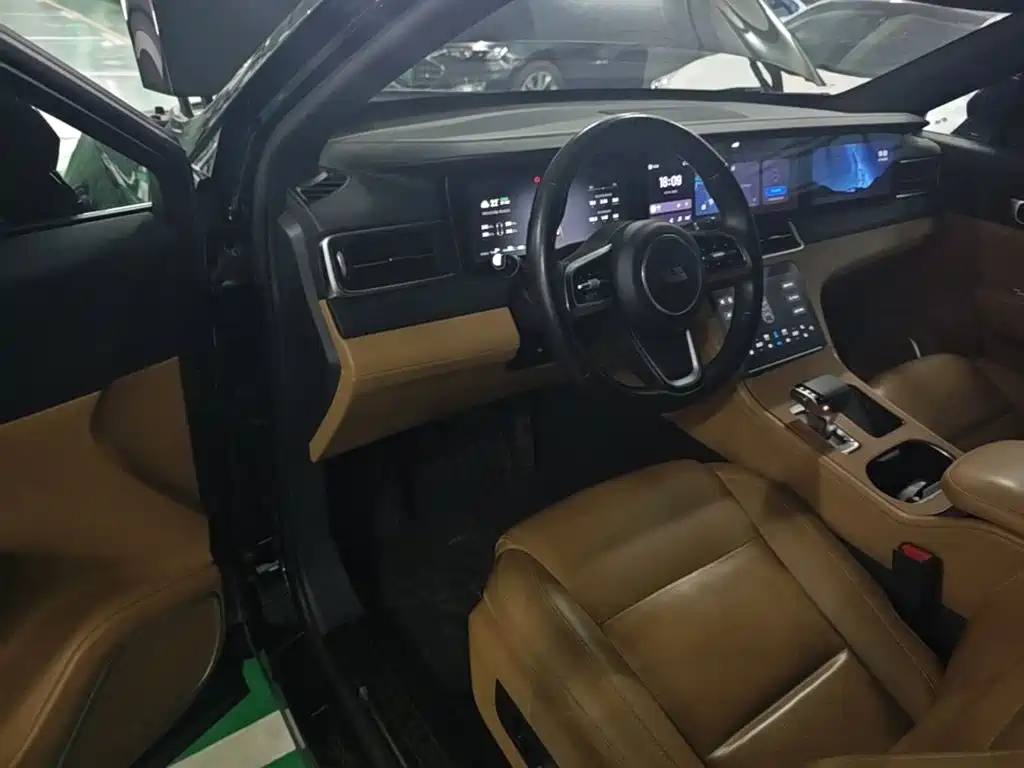 Li Auto Li ONE — миниатюра 18