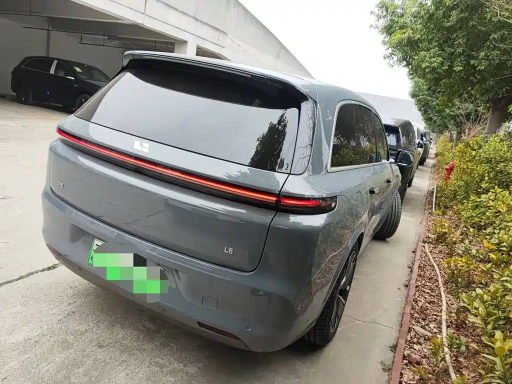 Li Auto IDEAL L8