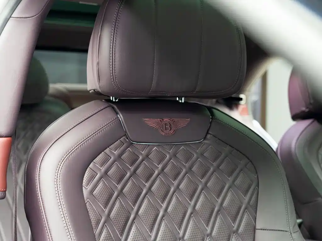 Bentley Flying Spur — миниатюра 16