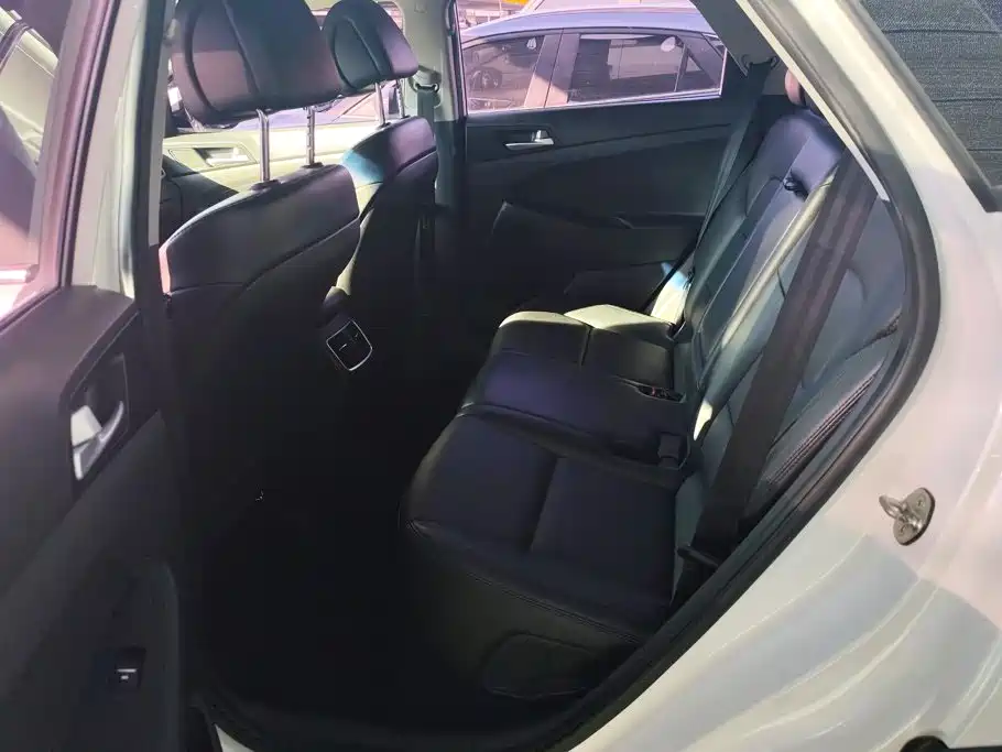 Hyundai Tucson — миниатюра 11