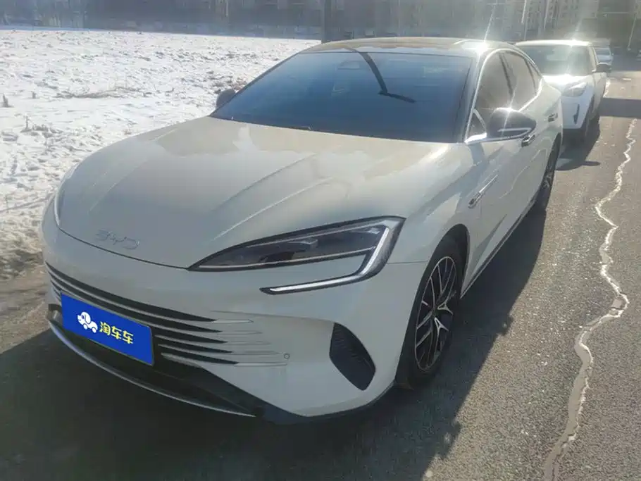 BYD Seal 07 DM-i 2025
