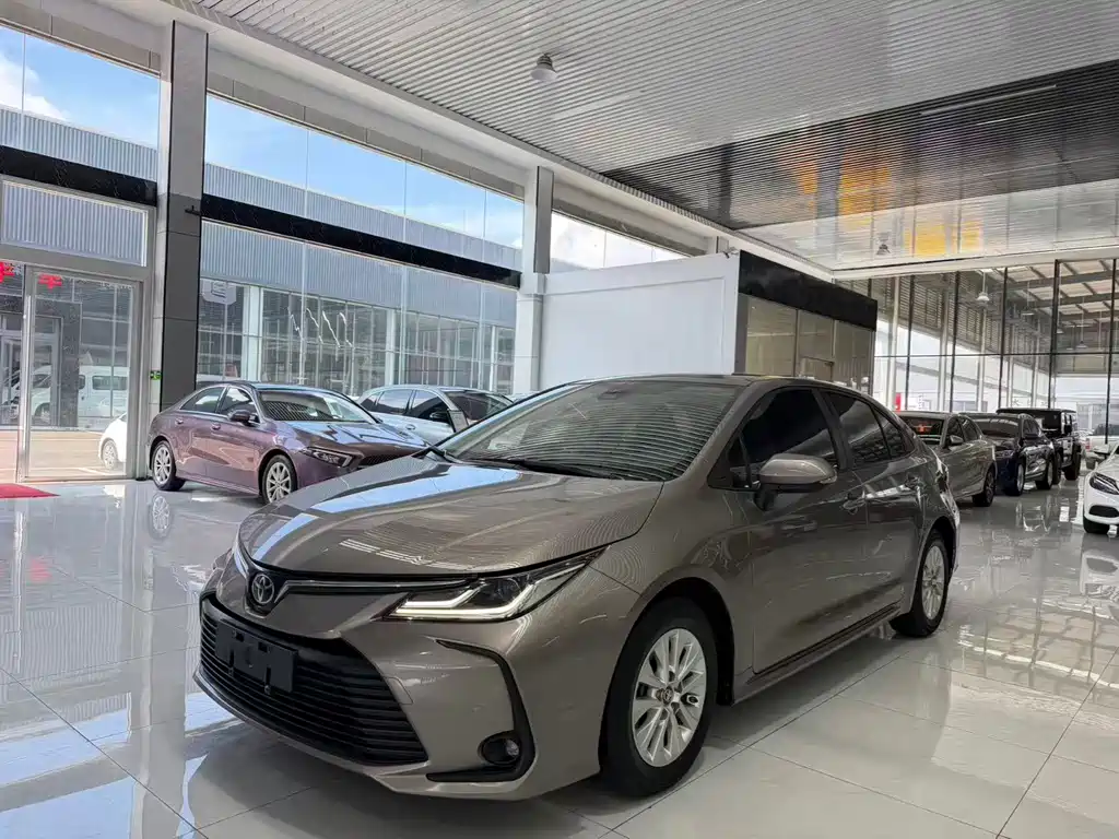 2022 Toyota Corolla - zdjęcie 1 z 9