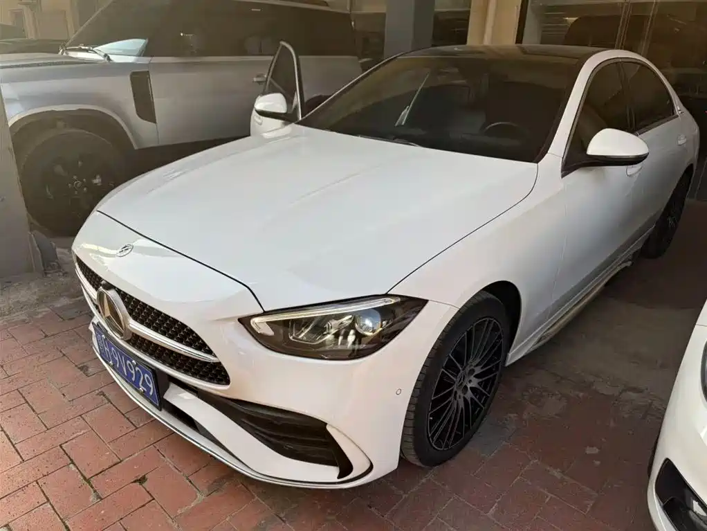 Mercedes-Benz C-Class 2023