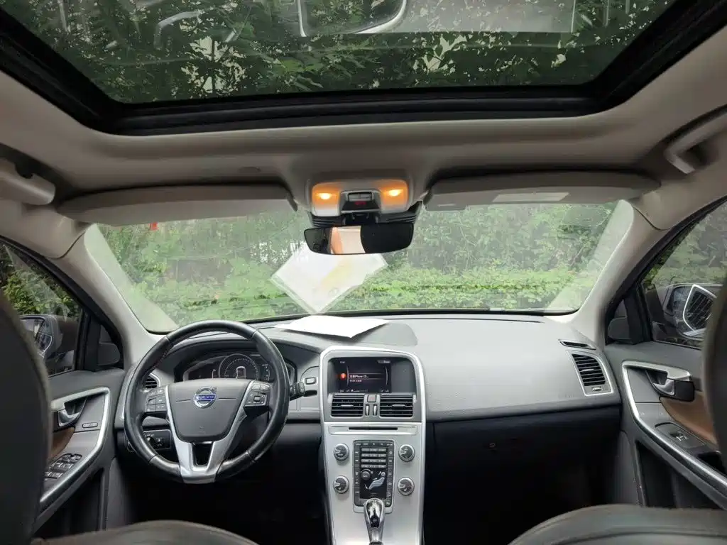 Volvo XC60 — миниатюра 9