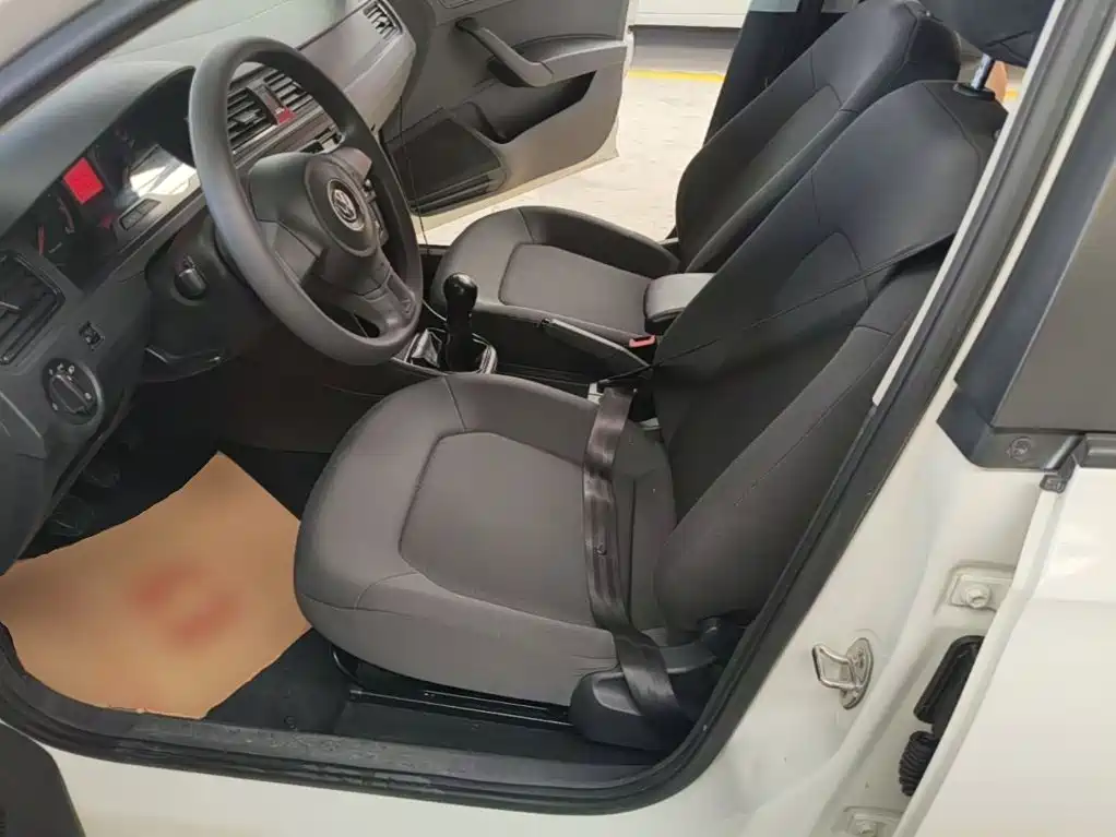 Volkswagen Santana — миниатюра 15