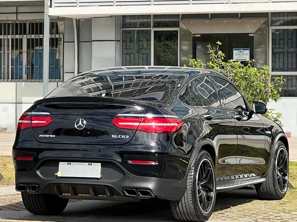 MERCEDES-BENZ GLC COUPE AMG