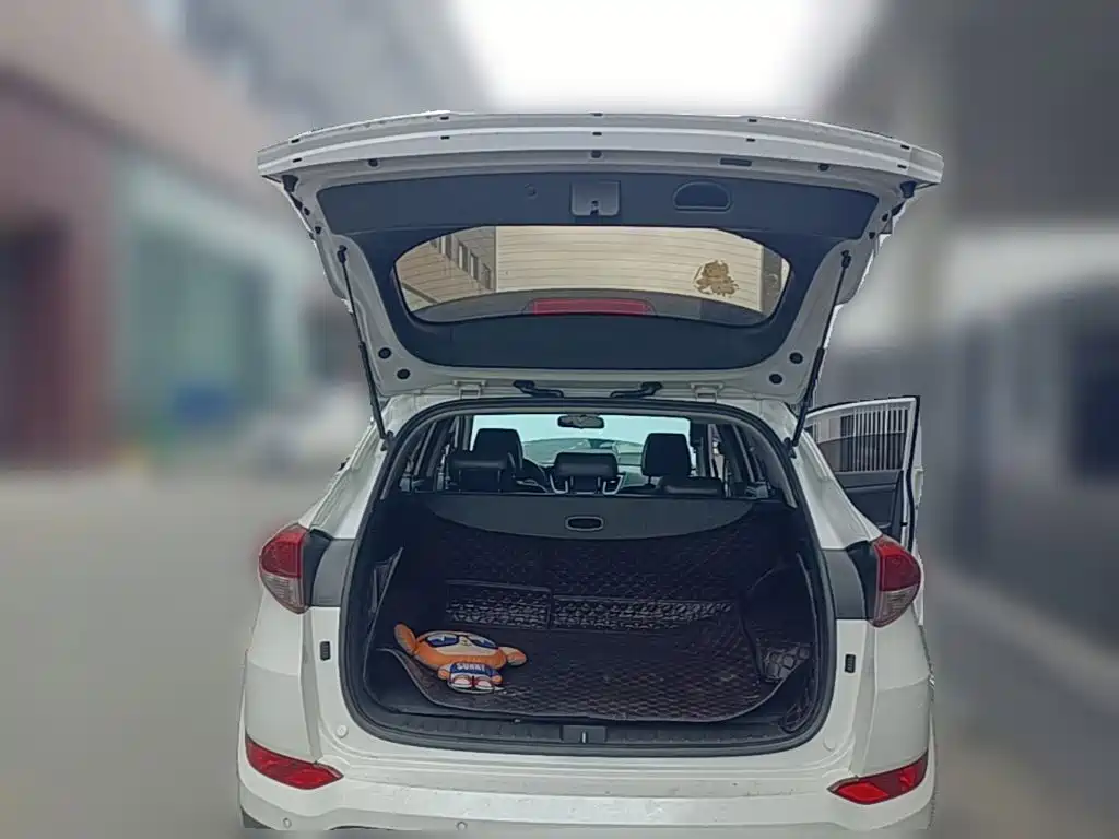 Hyundai Tucson — миниатюра 24