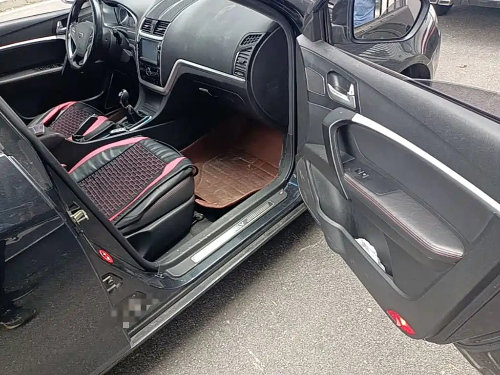 Geely Emgrand — миниатюра 9