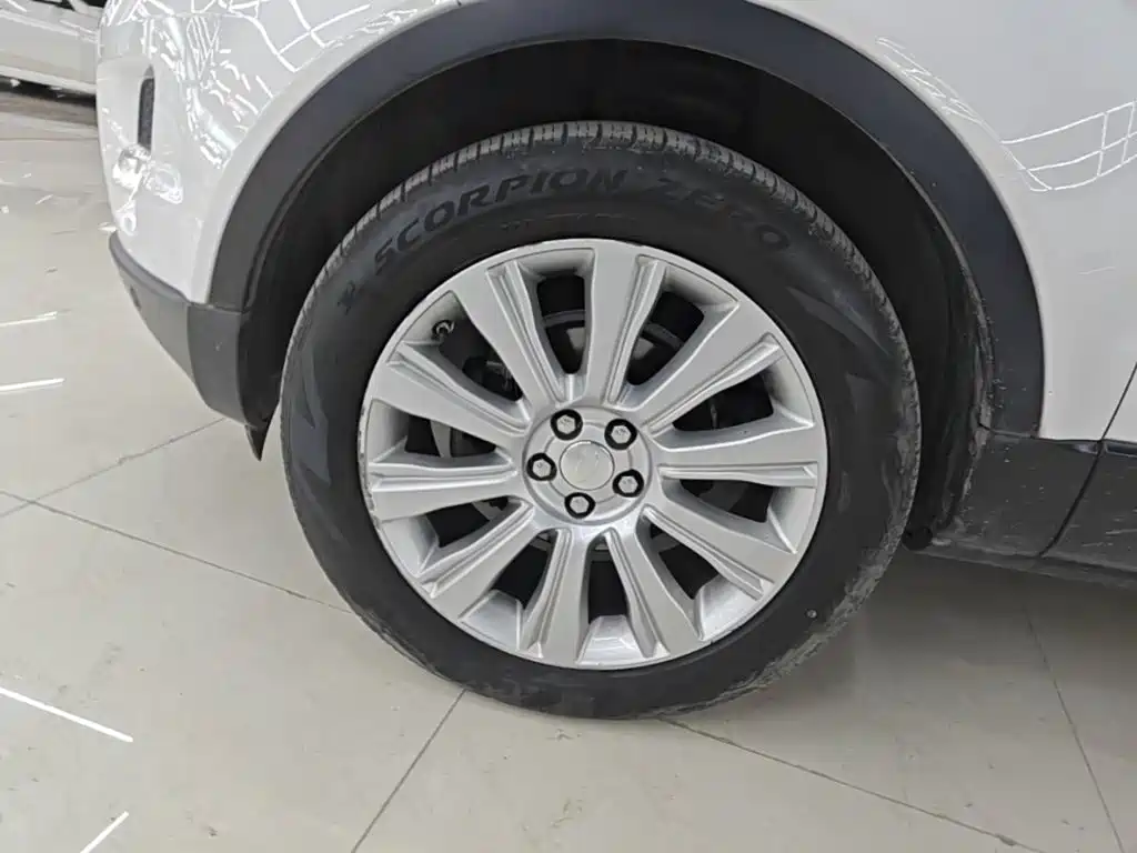 Land Rover Evoque — миниатюра 23