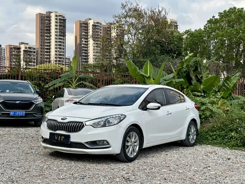 Kia K3 2015