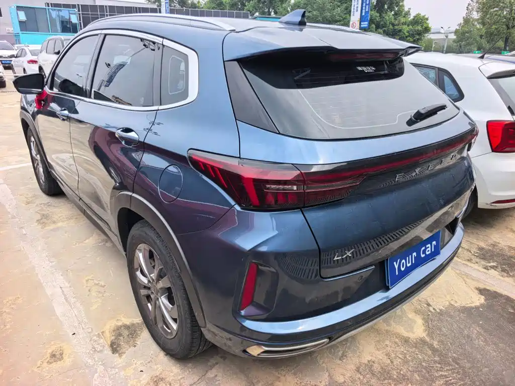 Exeed Zhaofeng — миниатюра 4