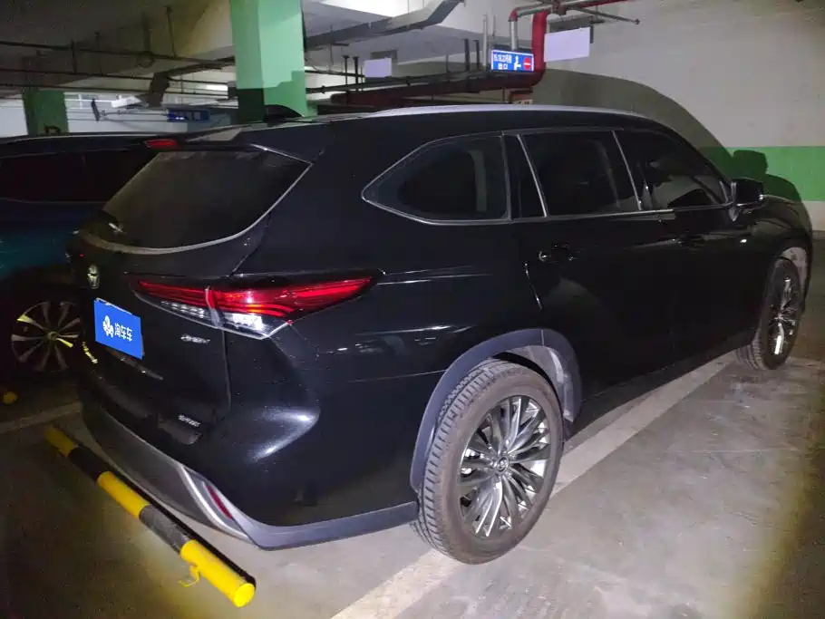 Toyota Highlander — миниатюра 3
