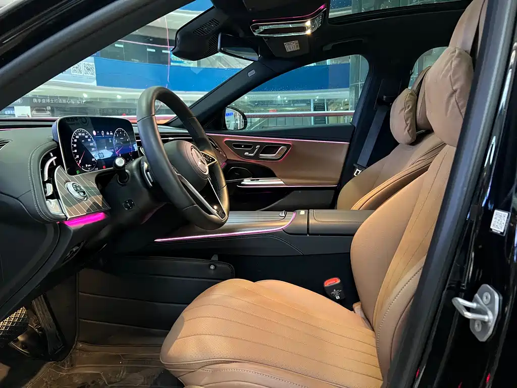 MERCEDES-BENZ E CLASS