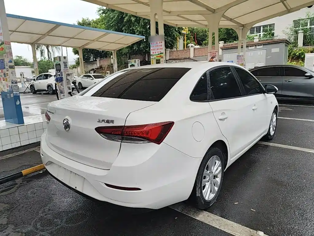 Buick Excelle — миниатюра 7
