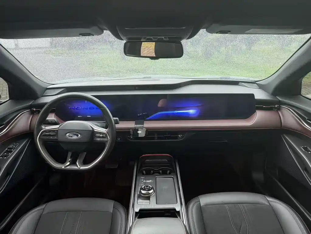 Ford Mondeo — миниатюра 8