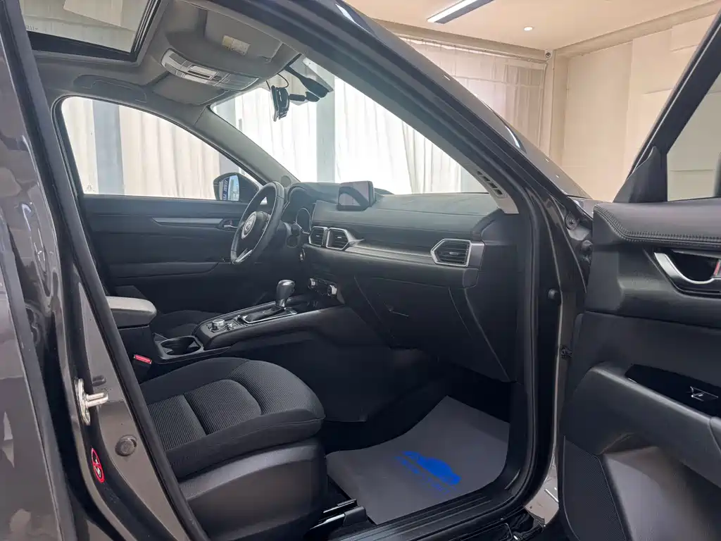 MAZDA CX 5