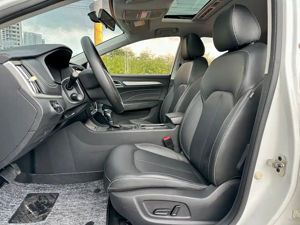 Roewe i6 Classic — миниатюра 6
