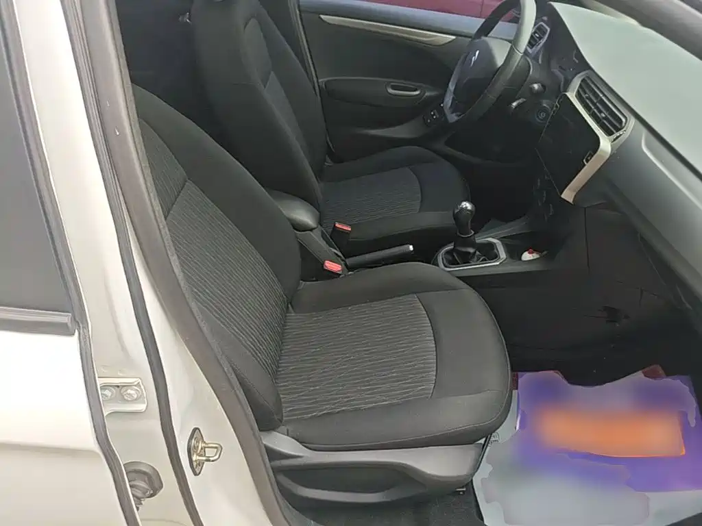Citroen Elysee — миниатюра 25