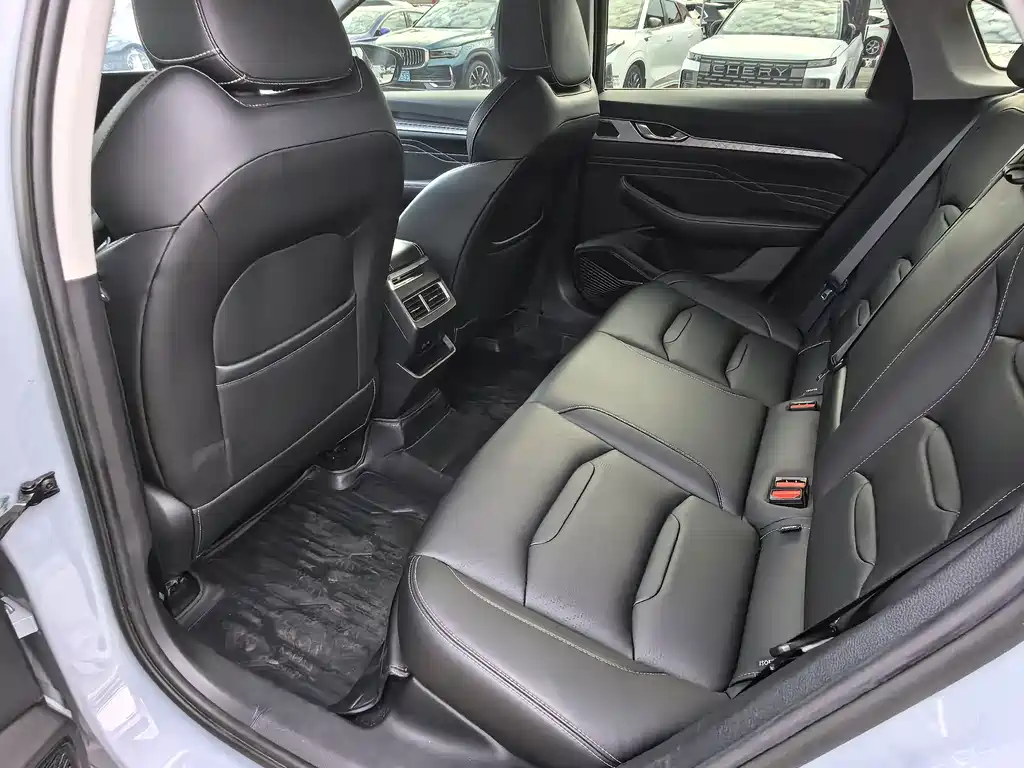 Geely Xingrui — миниатюра 10