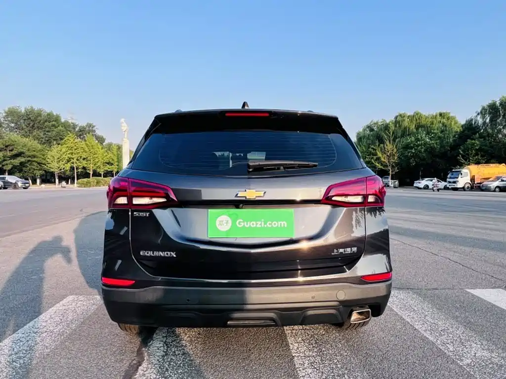 Chevrolet Equinox — миниатюра 20