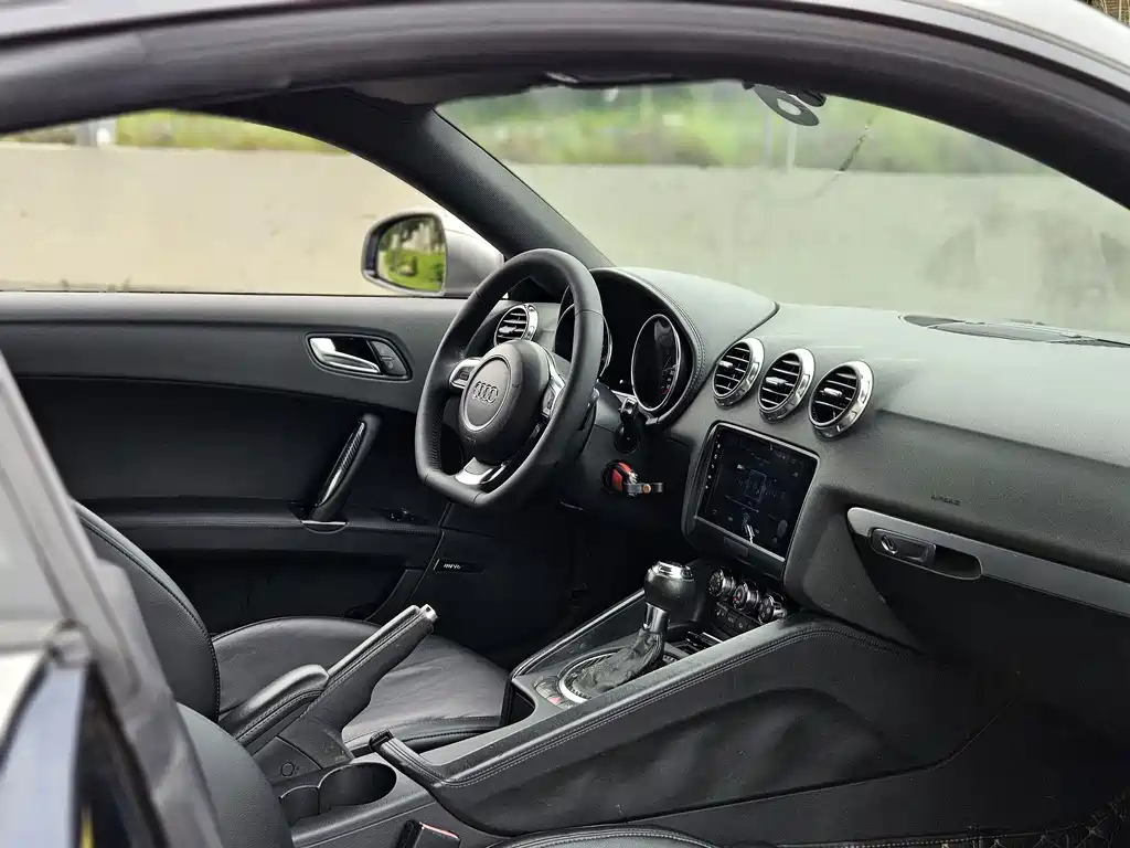 Audi TT — миниатюра 14