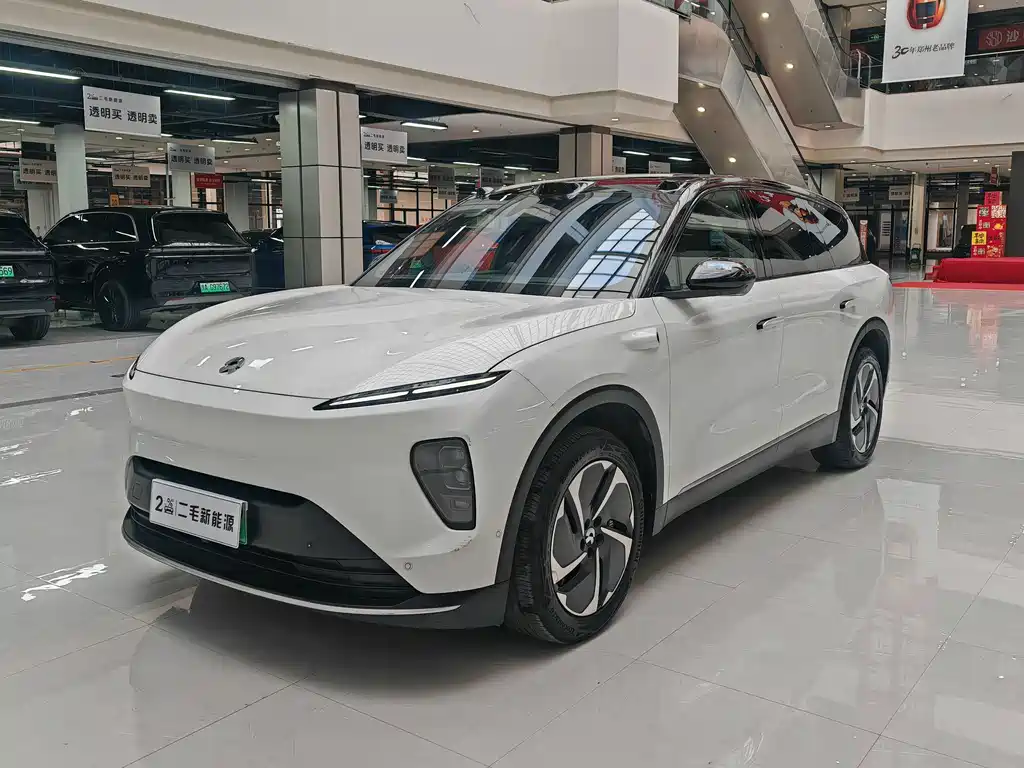 Nio ES8 2023