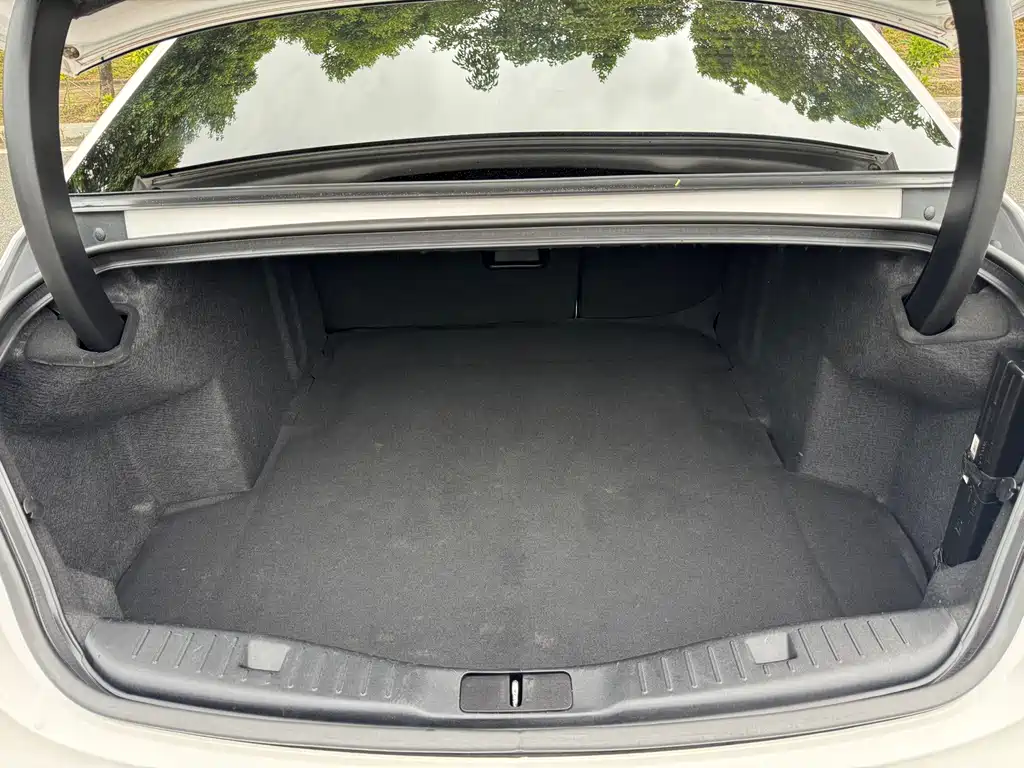 Lincoln MKZ — миниатюра 11