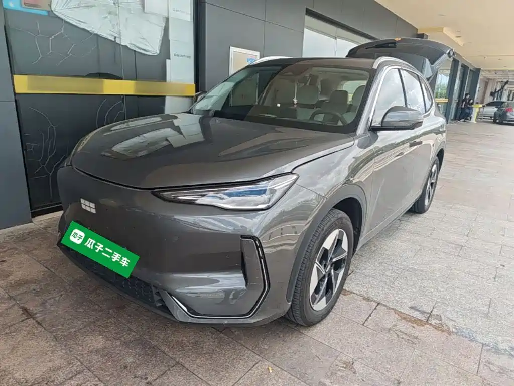 Geely Galaxy Galaxy E5 E5 2024 530km +