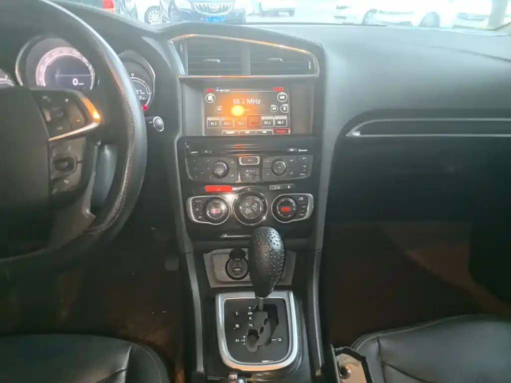 Citroen C4L — миниатюра 13