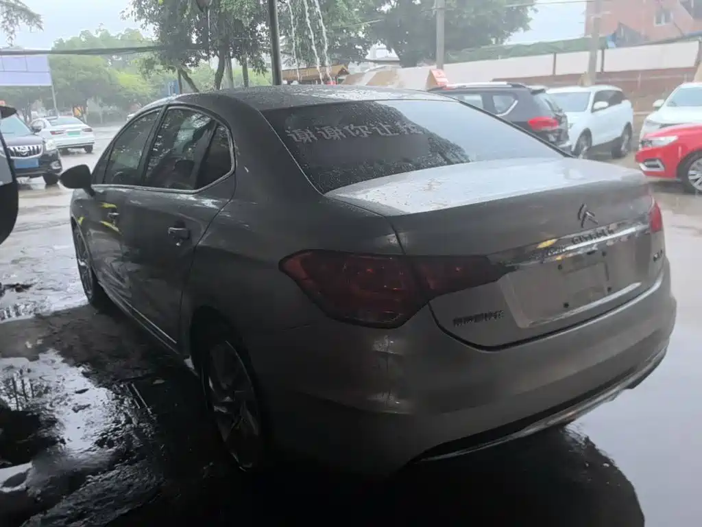 Citroen C4L — миниатюра 5