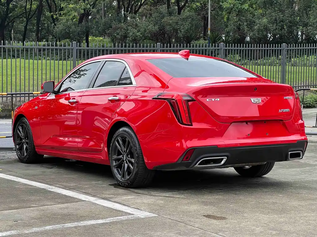 Cadillac CT4 2022 28T Luxury